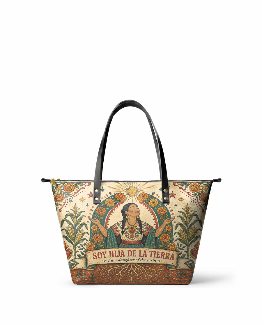 "Soy hija de la tierra" ver.5 Leather Tote Bag