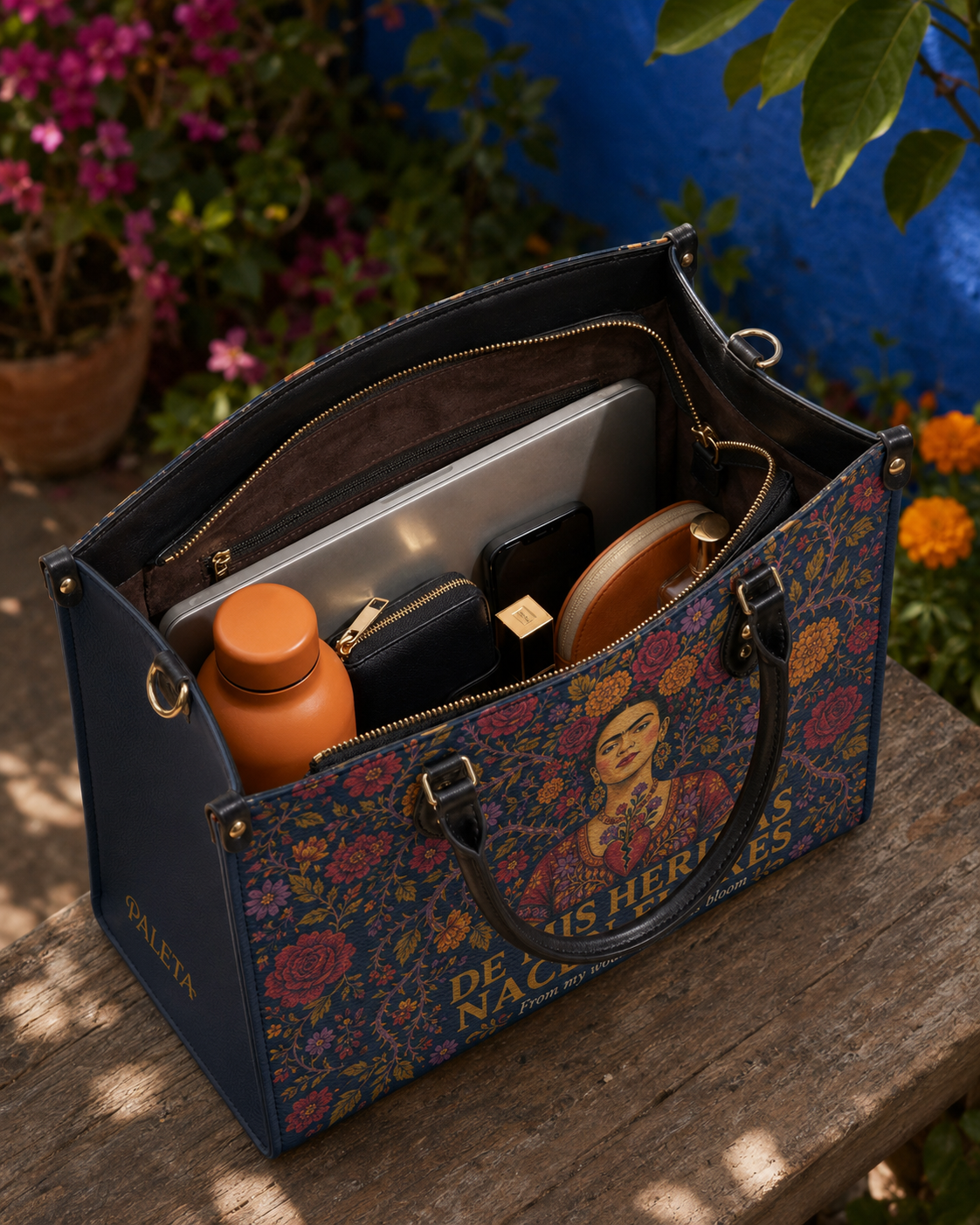 "De mis heridas nacen flores" ver.3 Leather Handbag