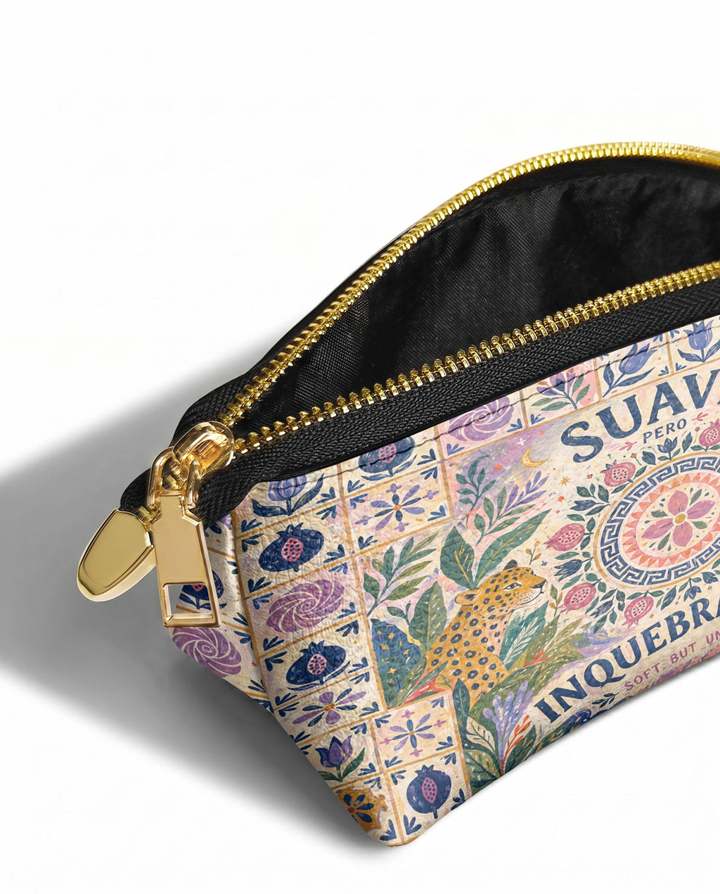 "Suave pero inquebrantable" ver.10 Eclipse Makeup Bag - side view | Paleta Bags