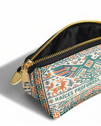 "Raíces profundas, alas libres" ver.4 Eclipse Makeup Bag - side view | Paleta Bags