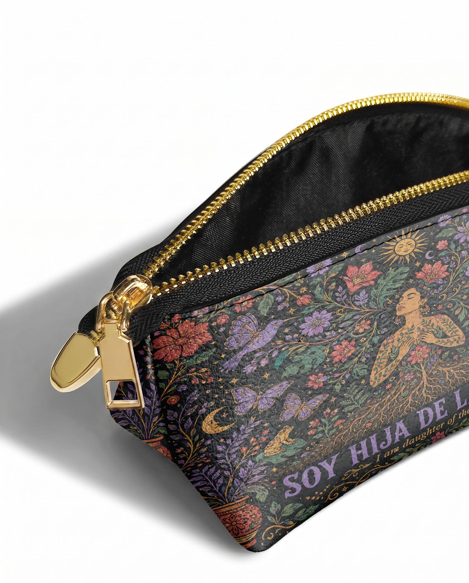 "Soy hija de la tierra" ver.3 Eclipse Makeup Bag - side view | Paleta Bags