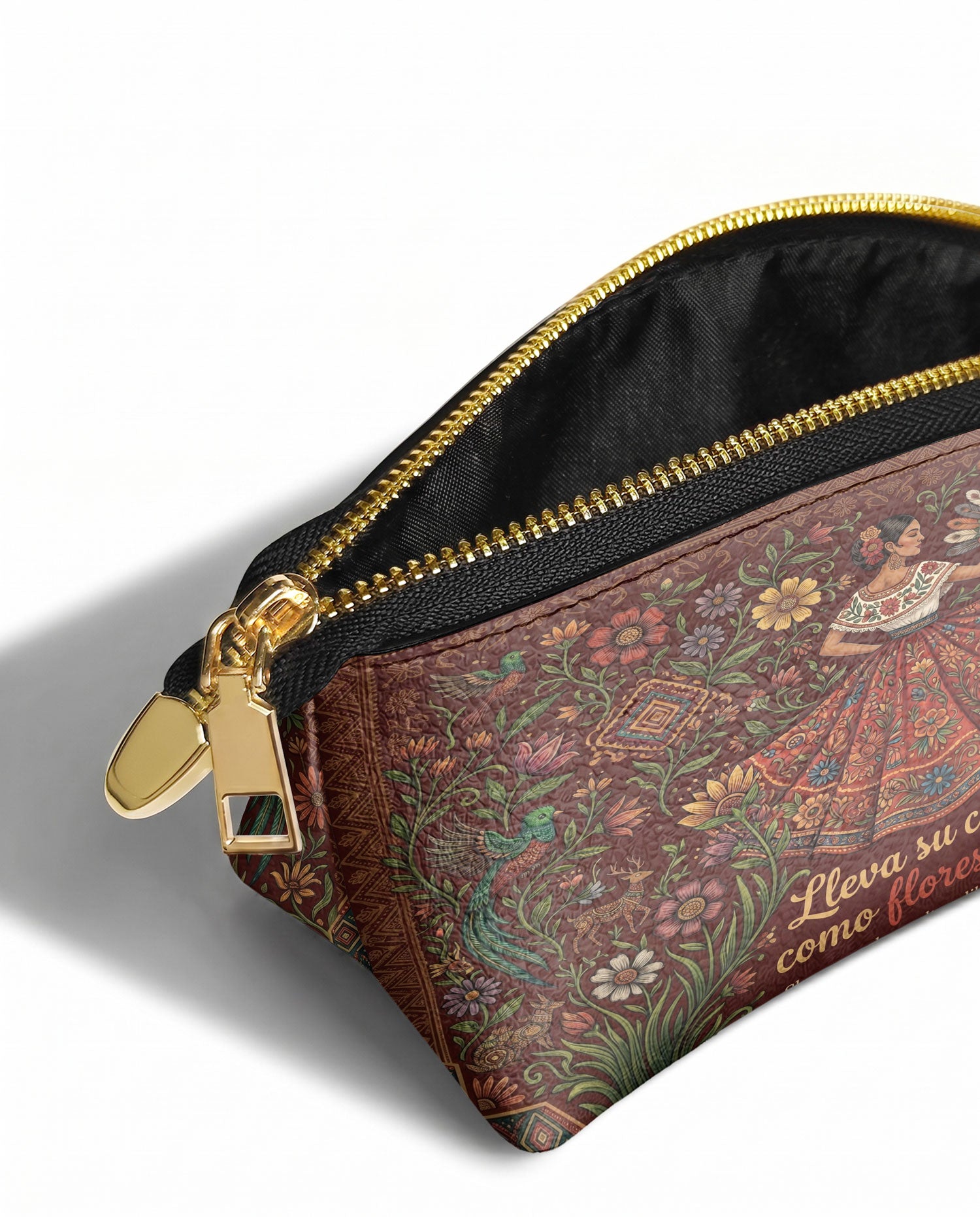 "Nacida de la tierra, hecha para el mundo" ver.5 Eclipse Makeup Bag - side view | Paleta Bags