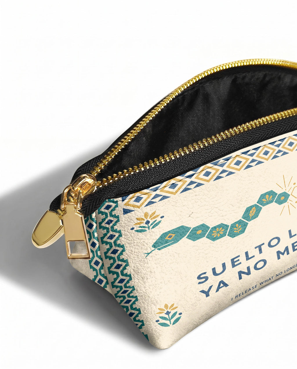 "Suelto lo que ya no me sirve" ver.4 Eclipse Makeup Bag - side view | Paleta Bags