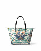 "No pido permiso para ocupar espacio" ver.4 Leather Tote Bag - front view | Paleta Bags