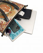 "Llevo a mis ancestros en la sangre" ver.5 Leather Tote Bag - detail | Paleta Bags