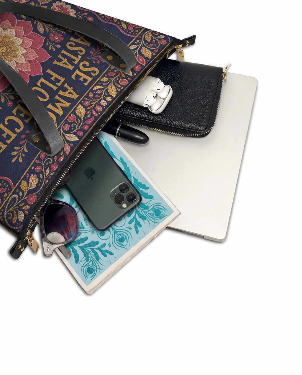 "Se amó hasta florecer" ver.4 Leather Tote Bag - detail | Paleta Bags