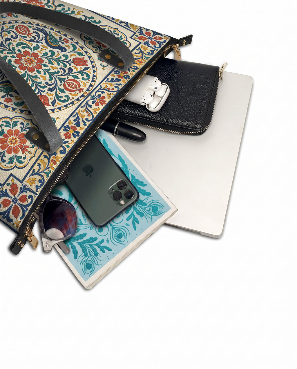 "Mi cultura es mi poder" ver.3 Leather Tote Bag - detail | Paleta Bags