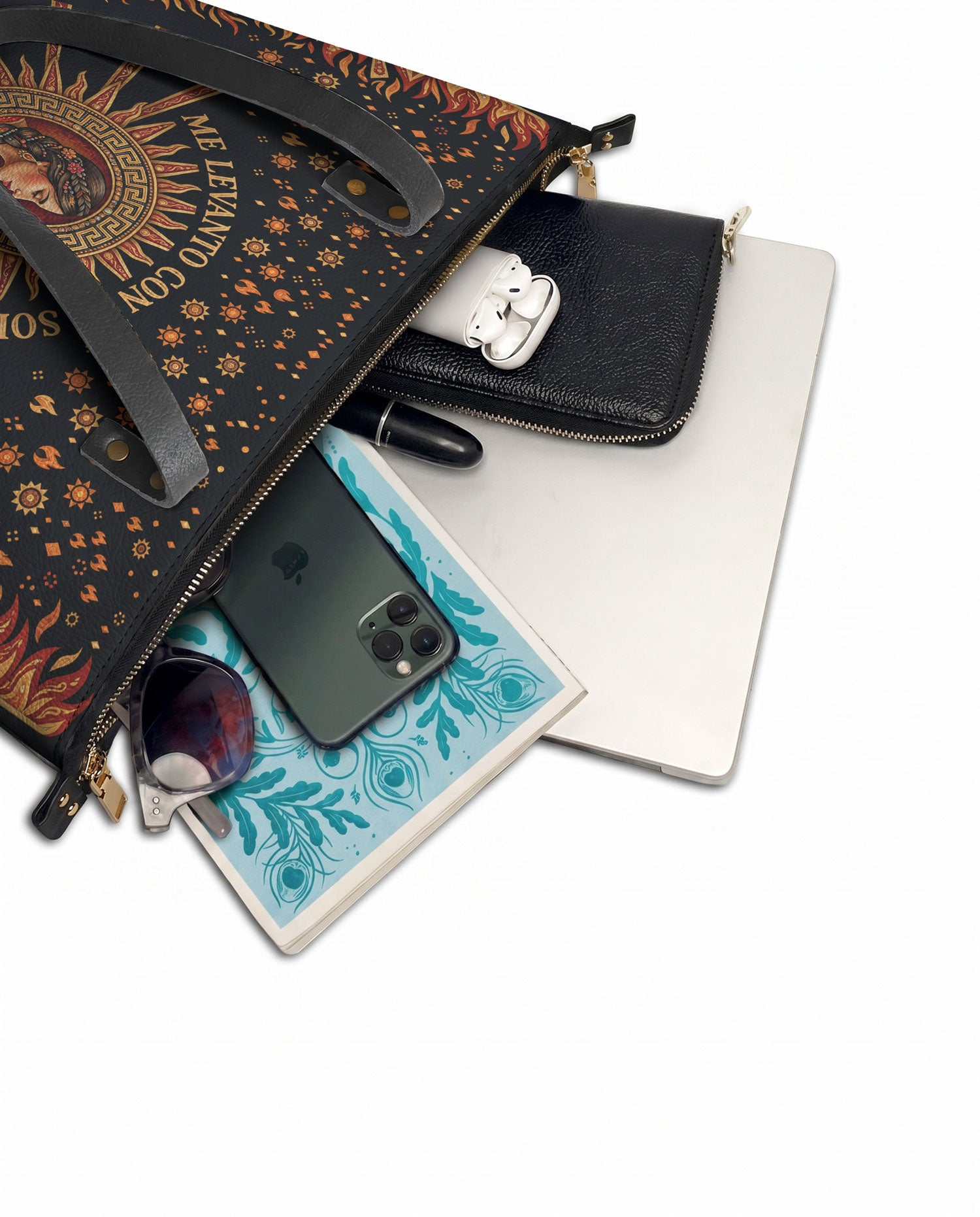 "Me levanto con el sol y llevo el fuego" ver.3 Leather Tote Bag - detail | Paleta Bags
