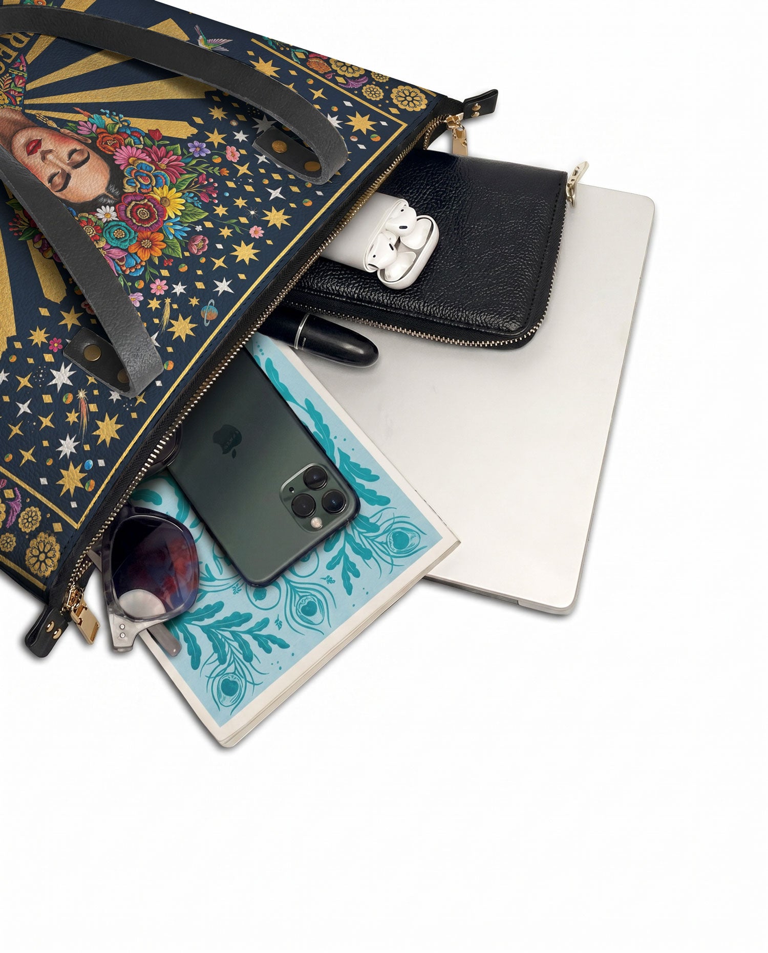 "Eres la mujer que alguna vez soñaste ser" ver.3 Leather Tote Bag - detail | Paleta Bags
