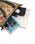 "Orgullosa de donde vengo" ver.1 Leather Tote Bag - detail | Paleta Bags