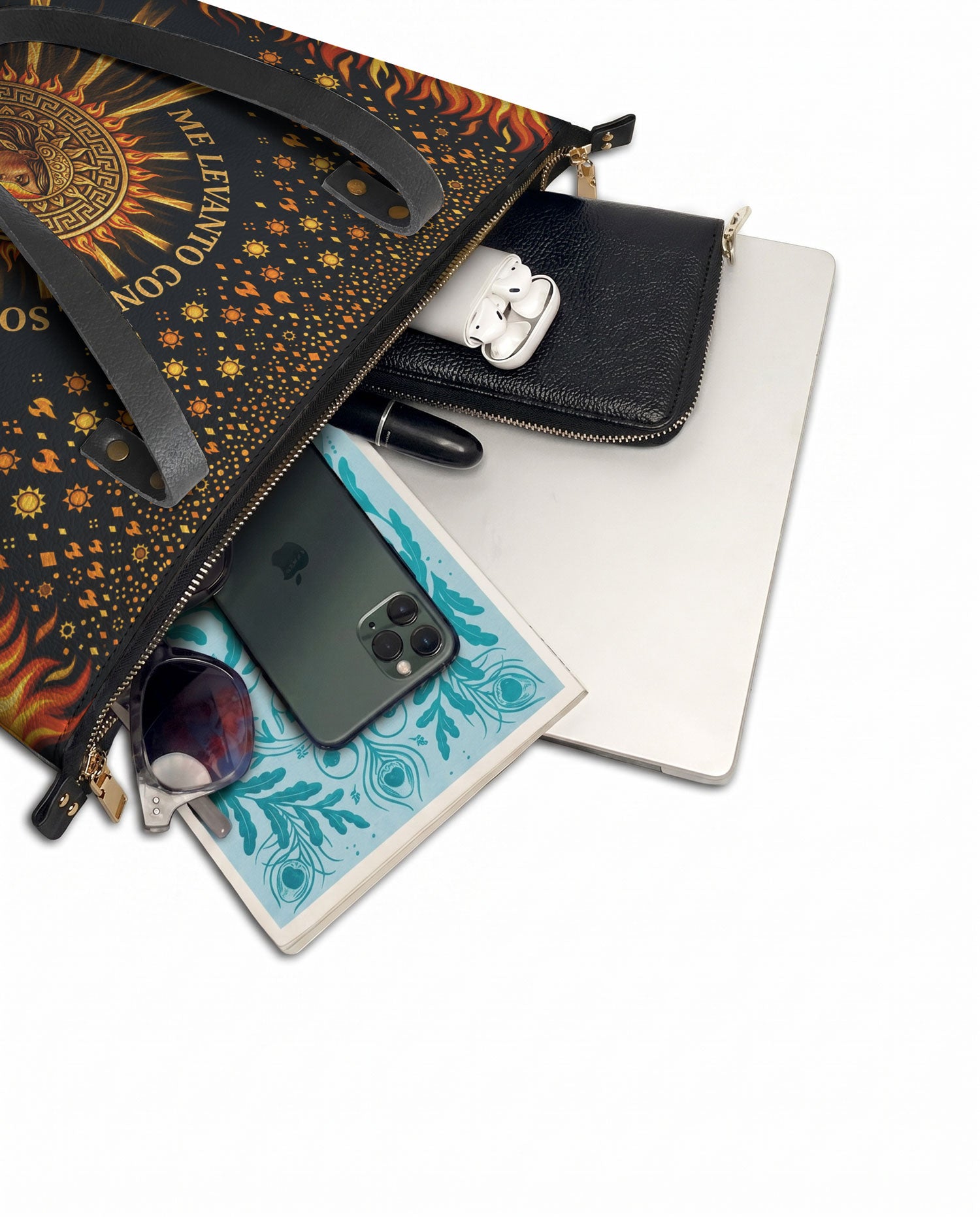 "Me levanto con el sol y llevo el fuego" ver.2 Leather Tote Bag - detail | Paleta Bags