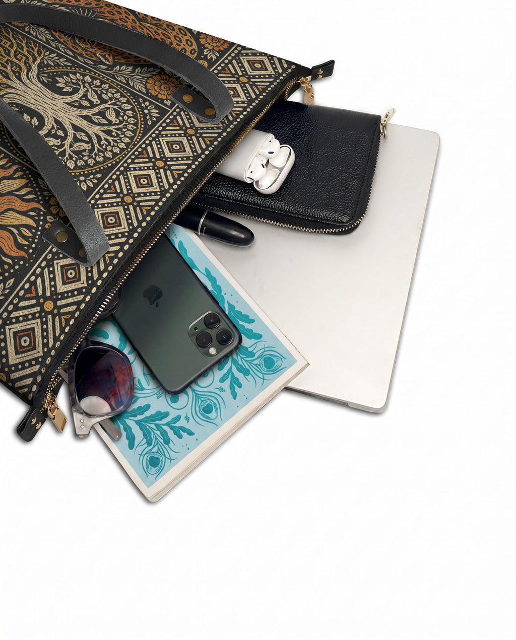 "Feroz. Arraigada. Radiante" ver.4 Leather Tote Bag - detail | Paleta Bags
