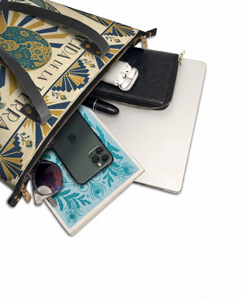 "Nacida de la tierra, hecha para el mundo" ver.2 Leather Tote Bag - detail | Paleta Bags