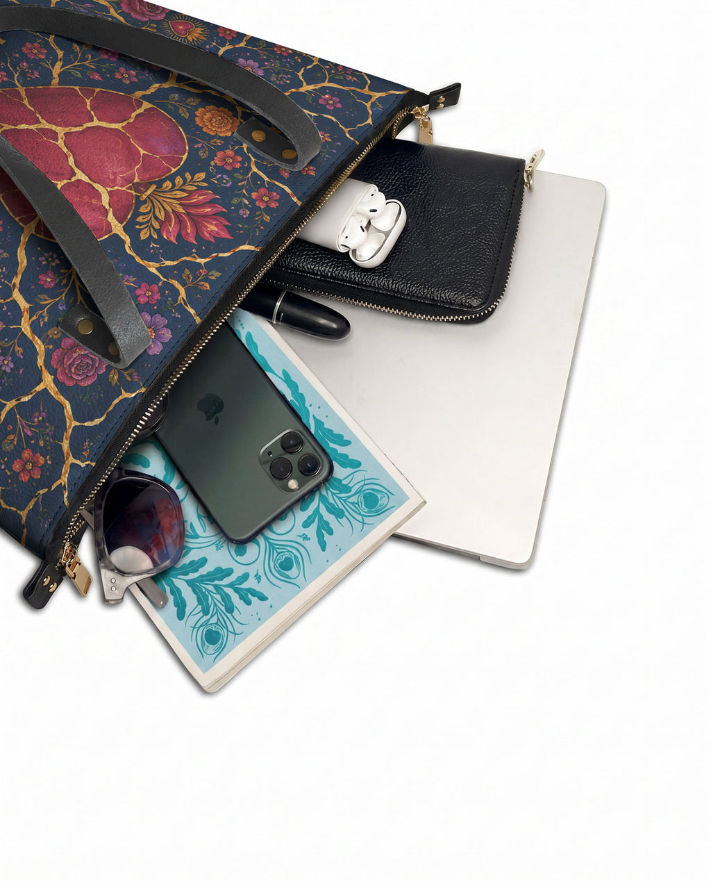 "Mi amor propio es sagrado" ver.3 Leather Tote Bag - detail | Paleta Bags
