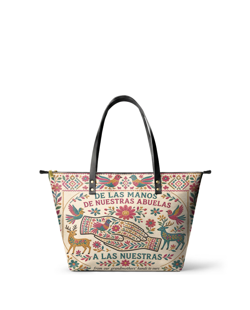 "De las manos de nuestras abuelas a las nuestras" ver.1 Leather Tote Bag