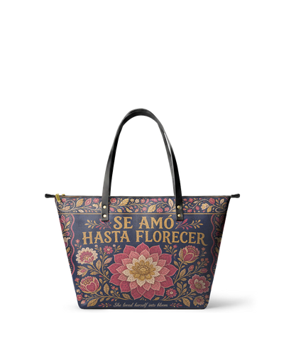 "Se amó hasta florecer" ver.4 Leather Tote Bag