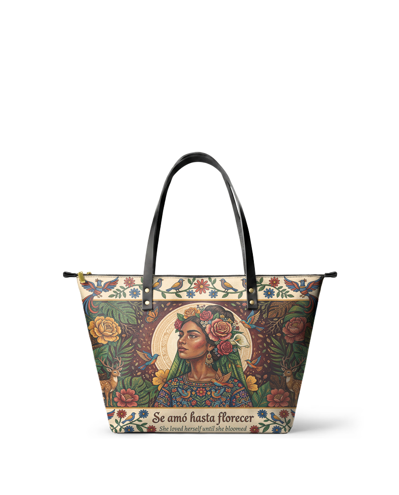 "Se amó hasta florecer" ver.8 Leather Tote Bag