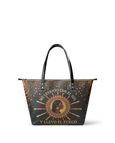 "Me levanto con el sol y llevo el fuego" ver.1 Leather Tote Bag