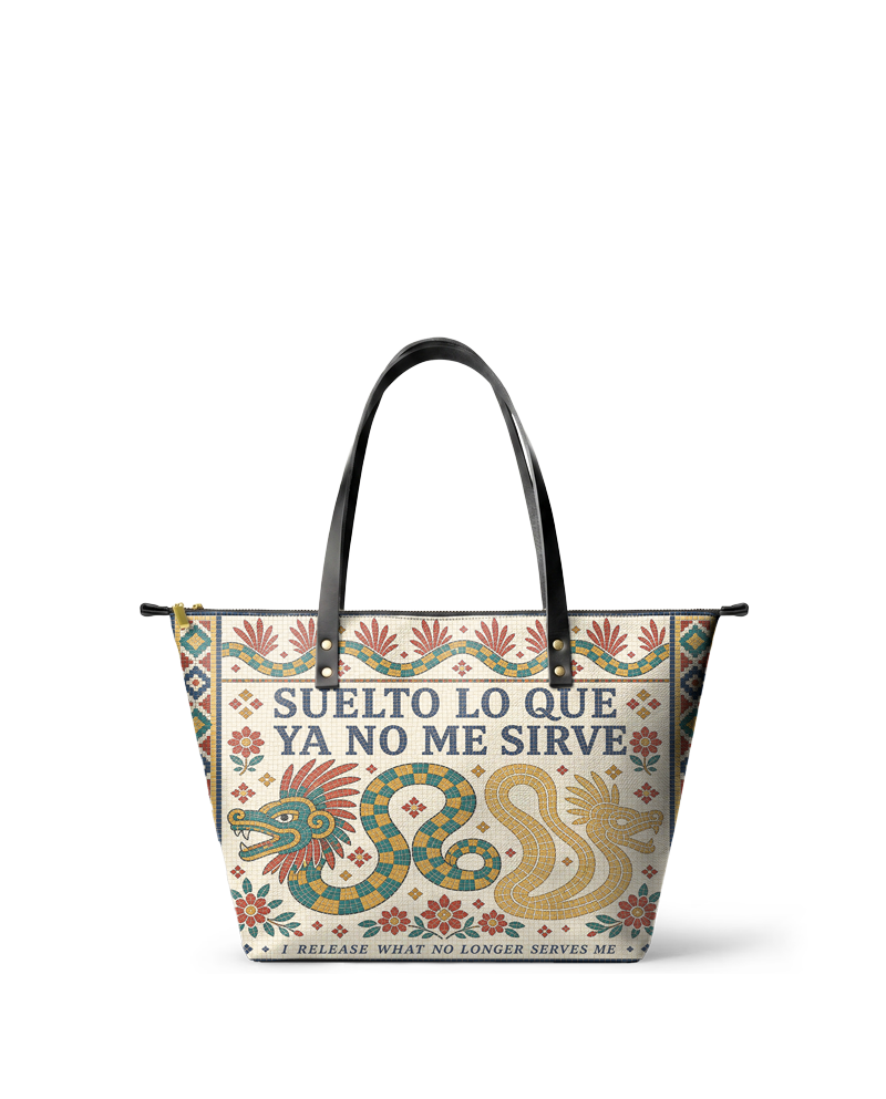 "Suelto lo que ya no me sirve" ver.1 Leather Tote Bag