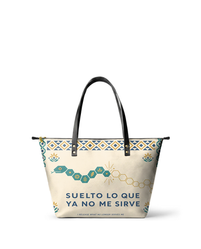 "Suelto lo que ya no me sirve" ver.4 Leather Tote Bag