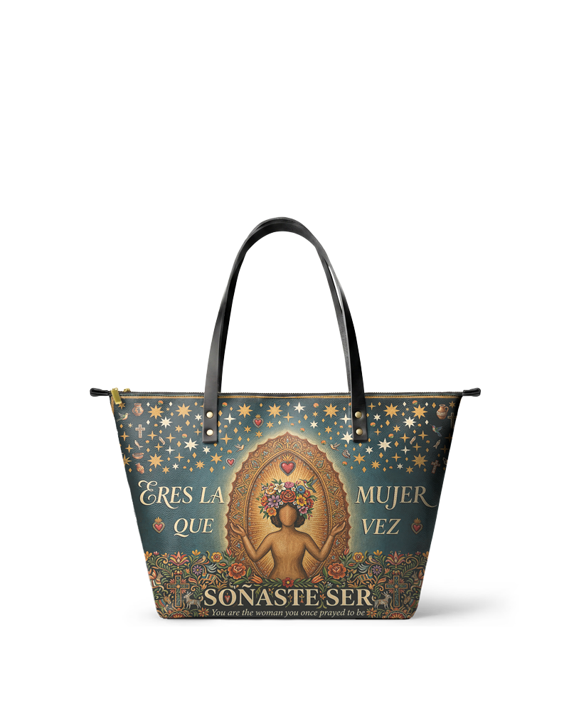 "Eres la mujer que alguna vez soñaste ser" ver.4 Leather Tote Bag