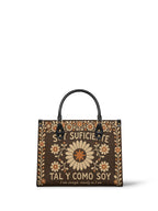 "Soy suficiente, tal y como soy" ver.6 Leather Handbag - front view | Paleta Bags