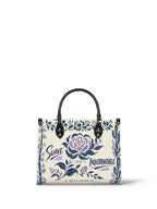 "Suave pero inquebrantable" ver.2 Leather Handbag - front view | Paleta Bags