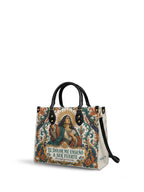 "El dolor me enseñó a ser fuerte" ver.5 Leather Handbag - side view | Paleta Bags