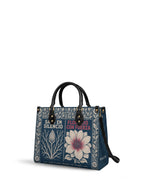 "Sanó en silencio, floreció con fuerza" ver.1 Leather Handbag - side view | Paleta Bags