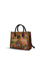 "Primero me pertenezco a mí" ver.6 Leather Handbag - side view | Paleta Bags