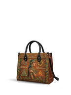 "Primero me pertenezco a mí" ver.7 Leather Handbag - side view | Paleta Bags