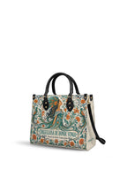 "Orgullosa de donde vengo" ver.3 Leather Handbag - side view | Paleta Bags