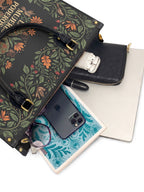 "Las mujeres poderosas crecen en jardines salvajes" ver.2 Leather Handbag - interior | Paleta Bags