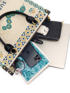 "Suelto lo que ya no me sirve" ver.4 Leather Handbag - interior | Paleta Bags