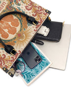 "Llevo a mis ancestros en la sangre" ver.5 Leather Handbag - interior | Paleta Bags