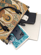 "Llevada por mujeres que inspiran" ver.1 Leather Handbag - interior | Paleta Bags