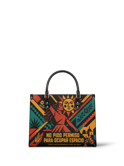 "No pido permiso para ocupar espacio" ver.1 Leather Handbag