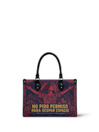 "No pido permiso para ocupar espacio" ver.2 Small Leather Handbag - front view | Paleta Bags