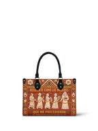 "Resiliente como las mujeres que me precedieron" ver.1 Small Leather Handbag - front view | Paleta Bags