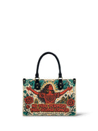 "No pido permiso para ocupar espacio" ver.3 Small Leather Handbag - front view | Paleta Bags