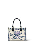 "Suave pero inquebrantable" ver.2 Small Leather Handbag - front view | Paleta Bags
