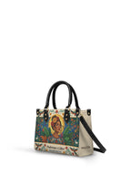 "Poderosa y Libre" ver.3 Small Leather Handbag - side view | Paleta Bags
