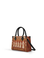 "Resiliente como las mujeres que me precedieron" ver.1 Small Leather Handbag - side view | Paleta Bags