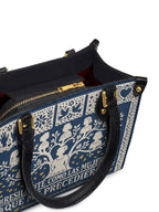 "Resiliente como las mujeres que me precedieron" ver.2 Small Leather Handbag - detail | Paleta Bags