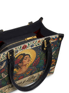 "Poderosa y Libre" ver.1 Small Leather Handbag - detail | Paleta Bags