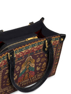 "Resiliente como las mujeres que me precedieron" ver.3 Small Leather Handbag - detail | Paleta Bags