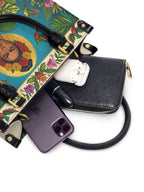 "Soy suficiente, tal y como soy" ver.11 Small Leather Handbag - interior | Paleta Bags