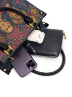 "Llevada por mujeres que inspiran" ver.2 Small Leather Handbag - interior | Paleta Bags