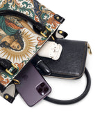 "El dolor me enseñó a ser fuerte" ver.5 Small Leather Handbag - interior | Paleta Bags
