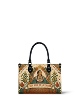 "Soy hija de la tierra" ver.5 Small Leather Handbag